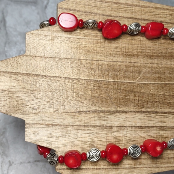 Gorgeous Bamboo Coral Necklace - Picture 3 of 8
